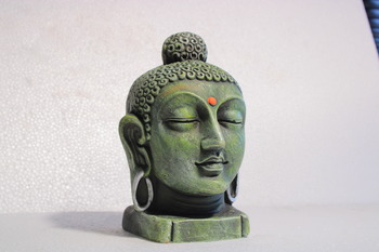 BUDDHA STATUES